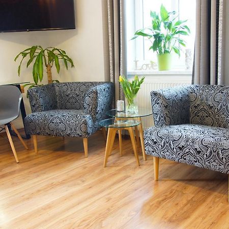 Luxusni Apartman Nmnm Family نوفي ميستو نا مورافي المظهر الخارجي الصورة