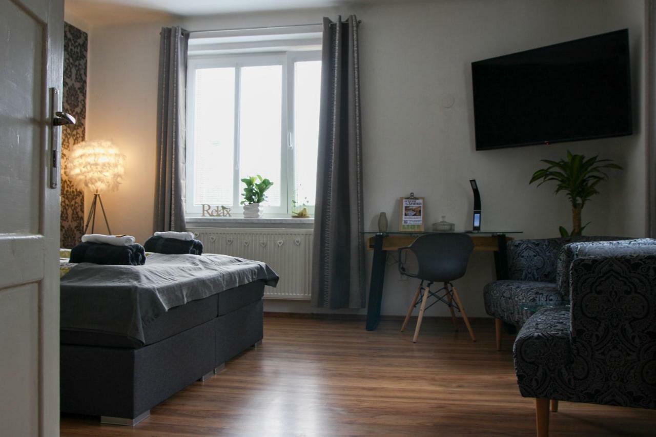 Luxusni Apartman Nmnm Family نوفي ميستو نا مورافي المظهر الخارجي الصورة
